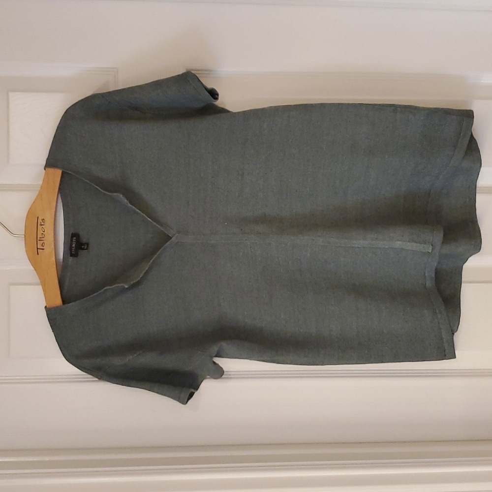 Talbots linen sweater in light olive green